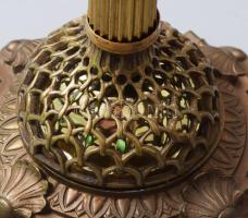 Talpas kínáló, bronz, üveg kínálórésszel, m: 39 cm