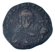 Bizánci Birodalom / Konstantinápoly / VII. Constantinus 913-959. AE Follis bronz (6,17g) T:VF-F, patina Byzantian Empire / Constantinople / Constantine VII. 913-959. AE Follis bronze "RWMA - N EN QEW bA - SILEVS RW-MAIWN" (6,17g) C:VF-F, patina