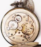 Ezüst (Ag) Doxa zsebóra. szép, ropbuszos számlappal, működőképes, jelzett, fém óralánccal d: 46 mm