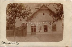 1912 Dömsöd, M. kir. postahivatal. photo + "BUDAPEST-ZIMONY 18." vasúti mozgóposta (fl)