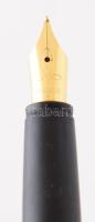 Parker töltőtoll, eredeti dobozában, jelzett