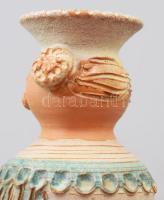 Kiss Roóz Ilona (1920-2010): Hölgy. Jelzett, hibátlan, m: 28 cm