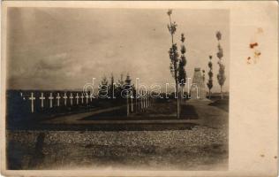 Első világháborús osztrák-magyar hősök temetője, katonai emlékmű / WWI K.u.k. Austro-Hungarian military heroes cemetery, monument. photo