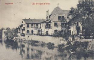 Pöstyénfürdő with the Vág river
