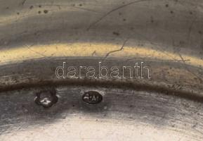 Ezüst(Ag) madaras kínálótál, jelzett, karcolásokkal, d: 17,5 cm, nettó: 231,5 g