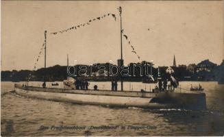 Das Frachttauchboot "Deutschland" in Flaggen-Gala / WWI German unarmed cargo (merchant) submarine "Deutschland", taken over by the German Imperial Navy (Kaiserliche Marine) on 19 February 1917 and converted into U-155 submarine