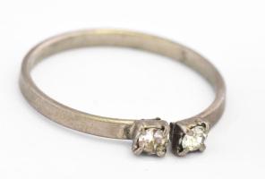 2 db régi gyűrű 8-10K arany (Au) egyiken ezüst foglalattal, kövekkel ékítve,jelzettek br 3,51 g