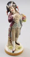 Ludwigsburg porcelán nemesi férfi figura. cca 19. sz. első fele, jelzett, szalagdarab- és ujjhiánnyal, m: 22,5 cm