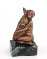 Léderer Tamás (1938-): Akt lófejjel. Bronz, márvány talapzaton 15 cm