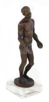 Martsa István (1912-1978): Férfi akt. Bronz, mészkő z talapzaton. Jelzés nélkül. 23 cm 