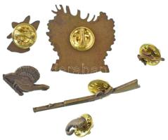 6xklf vadászati témájú jelvény tétel, közte "MAVAD" T:UNC,AU