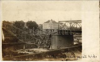 Felrobbantott vasúti híd / WWI Austro-Hungarian K.u.K. military, blown-up railway bridge. photo (fl)