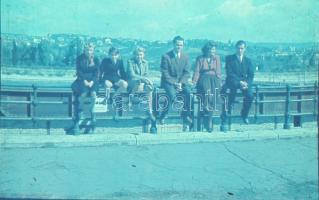 cca 1940-1950 Agfacolor diapozitívok, 8 db, 3,5×4 cm