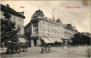 Arad, Nagy Lajos-féle Központi szálloda és kávéház, Bloch H. üzlete. Kerpel Izsó kiadása / hotel and café, shops (r)