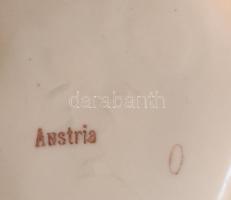 Szecessziós fajansz váza. Részben kézzel festett, jelzett, hibátlan 21 cm