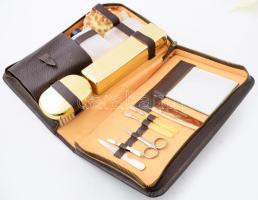 Úti neszeszer és manikűr készlet