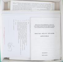 cca 1995 Máltai Lovagrend szerveződésével, működésével kapcsolatos doboznyi irat, újság, levél, szab...