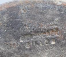 cca 1915 Gerencsér Siklós vizeskorsó, mázas kerámia, mázkopással, jelzett, m: 30,5 cm