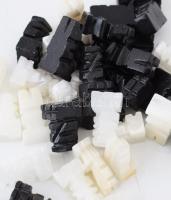 Mexikói ónix sakk készlet, címkével jelzett, teljes, tábla 18,5x18,5 cm, jó állapotban