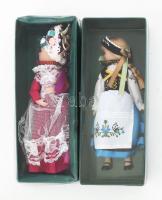 2 darab lengyel nemzeti viseletbe öltöztetett baba, dobozában, m: 20 cm /// 2 dolls dressed in Polish national costumes, in their box, height: 20 cm