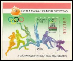 1985 90 éves a Magyar Olimpiai Bizottság blokk "A MAGYAR POSTA AJÁNDÉKA" hátoldali felirattal, dísztokban