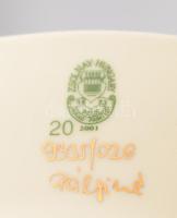 Zsolnay pillangó mintás falióra, jelzett, működő szerkezettel, hibátlan, d: 26 cm