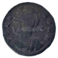Római Birodalom / Siscia / I. Constantinus 330-335. AE3 (2,34g) T:XF Roman Empire / Siscia / Constan...