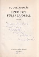 Fodor András:  Ezer este Fülep Lajossal. I-II. kötet. [Teljes mű két kötetben.] (Dedikált.) Budapest, (1986). Magvető Könyvkiadó (Pécsi Szikra Nyomda). 746 + [2] p.; 663 + [1] p. Egyetlen kiadás. Dedikált: "Major Jenőnek máig tartó tisztelettel, szeretettel ajánlom: Fodor Bandi. 986. XI. 15." Fodor András (1929-1974) költő, szerkesztő. Az Eötvös-kollégiumban Fülep Lajos (1885-1970) művészettörténész, filozófus tanítványa volt, élete végéig mentorának tekintette az idős mestert. A költő Eötvös-kollegista korától, 1947-től naplót vezetett, melyben a honi irodalmi, zenei és képzőművészeti élet számos alakja felvonul; a költő szoros barátságot tartott Hernádi Gyulával, Kormos Istvánnal, Lator Lászlóval, Csanádi Imrével, Csoóri Sándorral. A naplóból sajátos látószög nyílik a korabeli irodalmi élet meghatározó és egymással ellentmondásos viszonyt tartó kiadóinak, a Magvető Kiadónak és a Szépirodalmi Kiadónak szerepére, a kulturális döntéshozatal tényezőire, olykor pedig felsejlenek az egyes felkarolt szerzők felemelkedése és háttérbe szorulása mögötti indokok is. Prov.: Major Jenő (1922-1988) településtörténész, földrajztudós, urbanisztikai szakíró. Egységes, vaknyomásos kiadói egészvászon kötésben, a gerincen az aranyozott címfelirat fekete címkén, egységes kiadói védőborítóban. Jó példány.