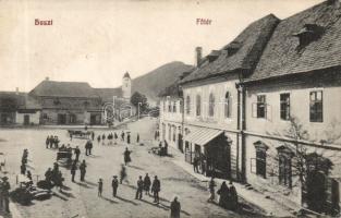 Huszt main square with Hotel (EK)
