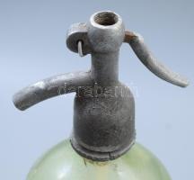 Mocsári János Sióagárd uránnal színezet szódásüveg. Jelzett, sérüléssel, m: 30 cm