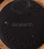 Német retro kerámia váza, jelzett, kis kopással, m: 22,5 cm