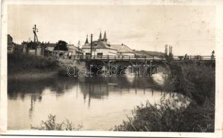 Ipolyság with Cikta shop photo