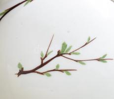 Vadászmintás váza, jelzés nélkül, m: 11 cm