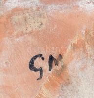 GM jelzéssel 3 darab tárgy: váza, bonbonier, szálváza, mázhibával, m: 23 cm alatt