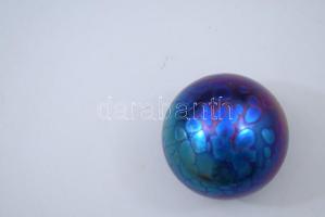 Horváth Márton (1941-2013): Levélnehezék. Jelzés nélkül, fémlüszteres üveg, m: 7,5 cm /// Provenienc...