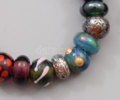 Horváth Márton (1941-2013): Karkötő pár. Színezett üveg, jelzés nélkül, proveniencia: az alkotó aján...