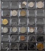 ~120db-os külföldi érmetétel használt állapotú berakóban T:vegyes
~120pcs foreign coin lot in a use...