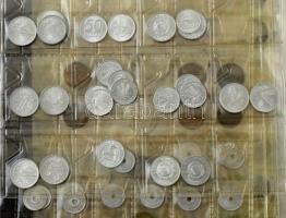 ~220db-os magyar és külföldi érmetétel használt állapotú berakólapokon T:vegyes
~220pcs Hungarian a...