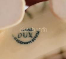 Royal Dux porcelán tigris. Kézzel festett, jelzett, hibátlan, h: 20 cm