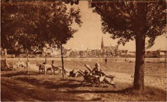 Eszék, Essegg, Osijek; templom, strand / church, beach