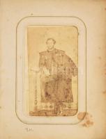 cca 1860-1880 Antik fotóalbum keményhátú fotókkal: összesen 20 db vizitkártya, különféle műtermekből...