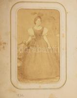 cca 1860-1880 Antik fotóalbum keményhátú fotókkal: összesen 20 db vizitkártya, különféle műtermekből...