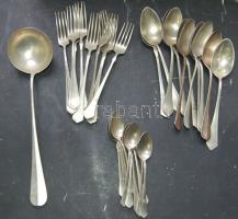 Alpakka evőeszköz tétel, benne: egy darab merőkanál és 33db kés, villa, kis- és nagykanál