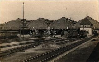 1931 Karlsruhe, Bahnhof / railway station. photo (fl)