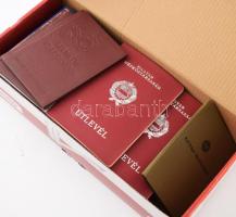 20 db vegyes igazolvány, útlevél, munkakönyv, stb.