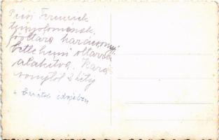 Pécs, Ferenciek temploma belső, főoltár karácsonyi betlehemi oltárrá alakítva. photo (EK)