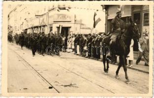 1940 Nagyvárad, Oradea; bevonulás / entry of the Hungarian troops. Foto Julietta photo (EK)