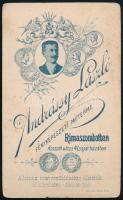 cca 1900 Férfiportré, keményhátú fotó Andrássy László rimaszombati műterméből, hátoldalán arcképes v...
