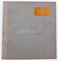 Ikarus 1948-1963. Bp., [1963], Mogürt,(Athenaeum-ny.) Gazdag képanyaggal illusztrált. Kiadói egészvá...