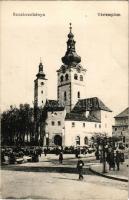 1916 Besztercebánya, Banska Bystrica; vártemplom, gyógyszertár, tér, piac. Havelka József kiadása / castle church, pharmacy, square, market (gyűrődés / crease)